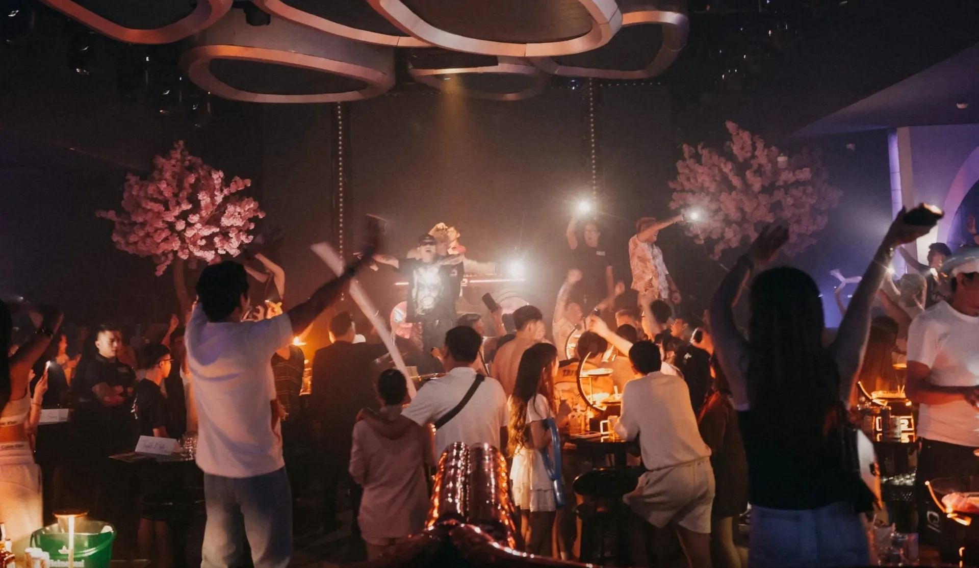 Một đêm tại New C2 Beach Lounge