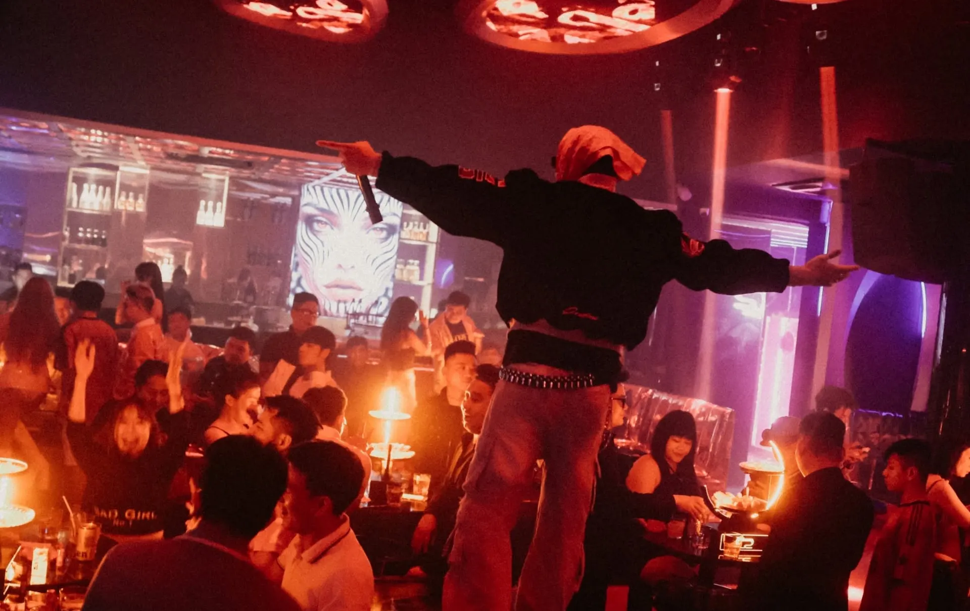 Một đêm tại New C2 Beach Lounge