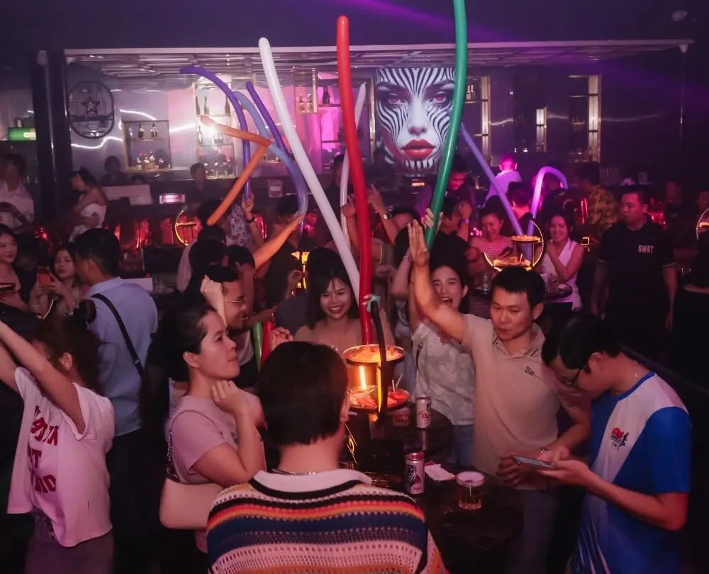 Một đêm tại New C2 Beach Lounge
